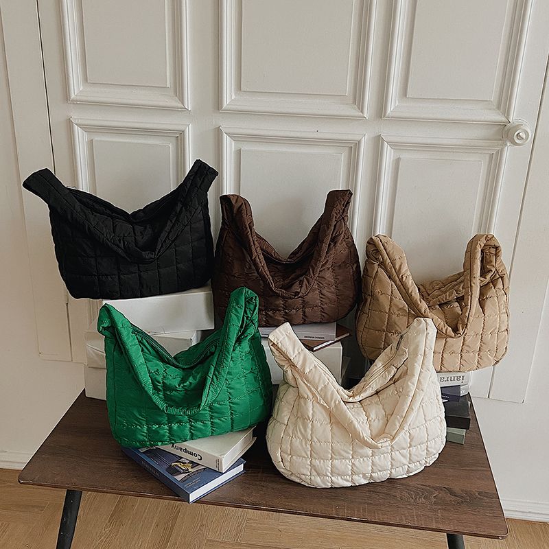 Lucky Dames Grote Hoge Capaciteit Gewatteerde Handtas - Zwart