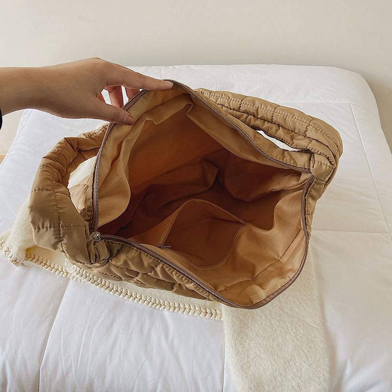 Lucky Dames Grote Hoge Capaciteit Gewatteerde Handtas - Zwart