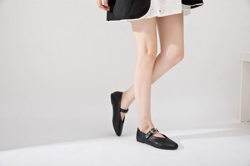 Lucy Dames Puntige Teen Ballet Platte Schoenen - Zwart