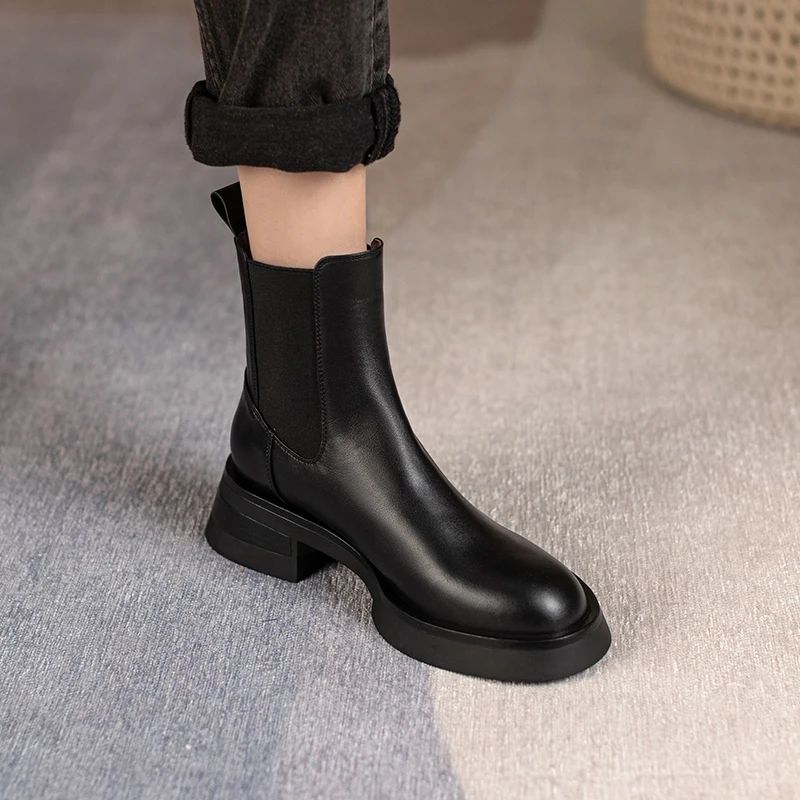 Macarena Dames Leather Chelsea Full Boots - Beige Bont