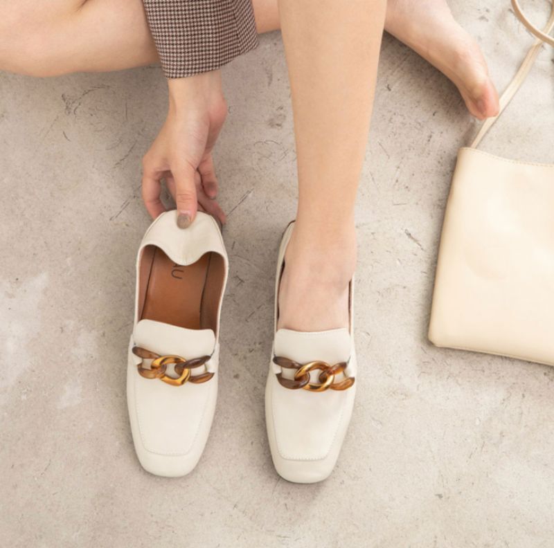 Madam Dames Loafer Schoenen - Beige
