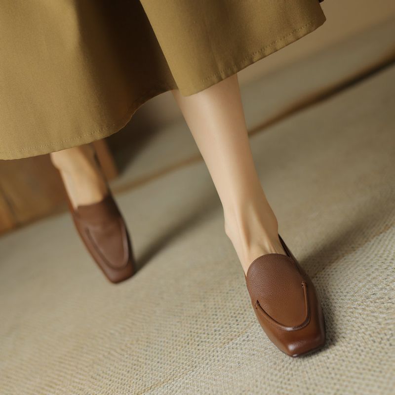 Maggi Dames Vierkante Lage Hak Kantoor Loafer - Bruin