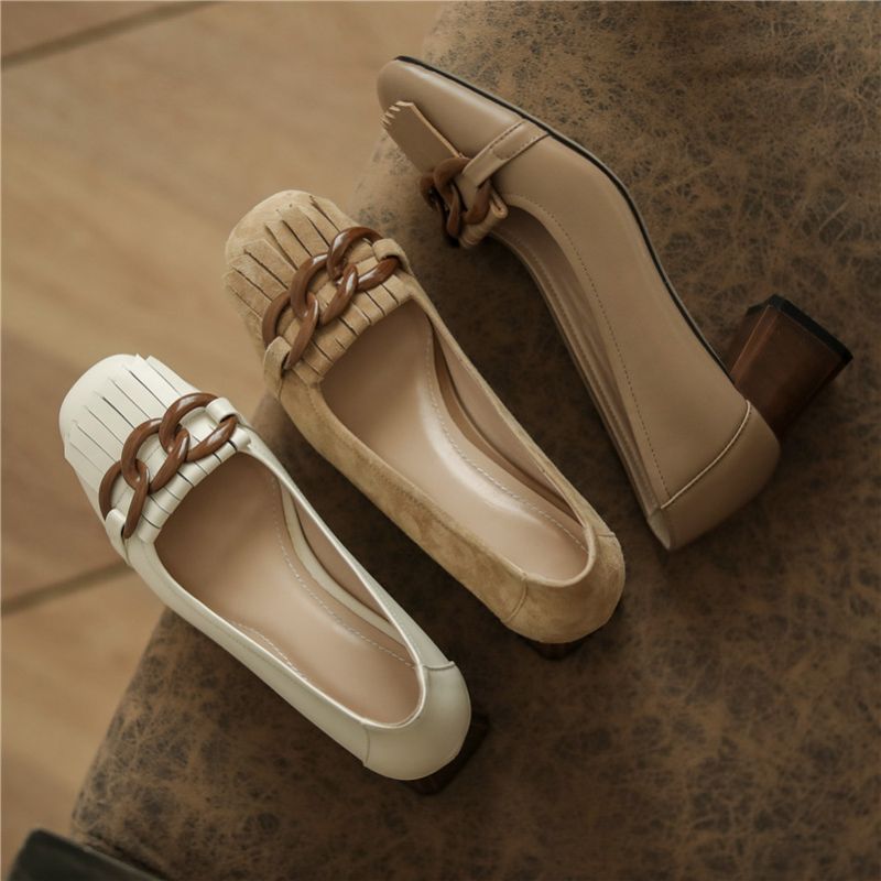 Marbella Dames Hoge Vierkante Hak Pumps - Beige