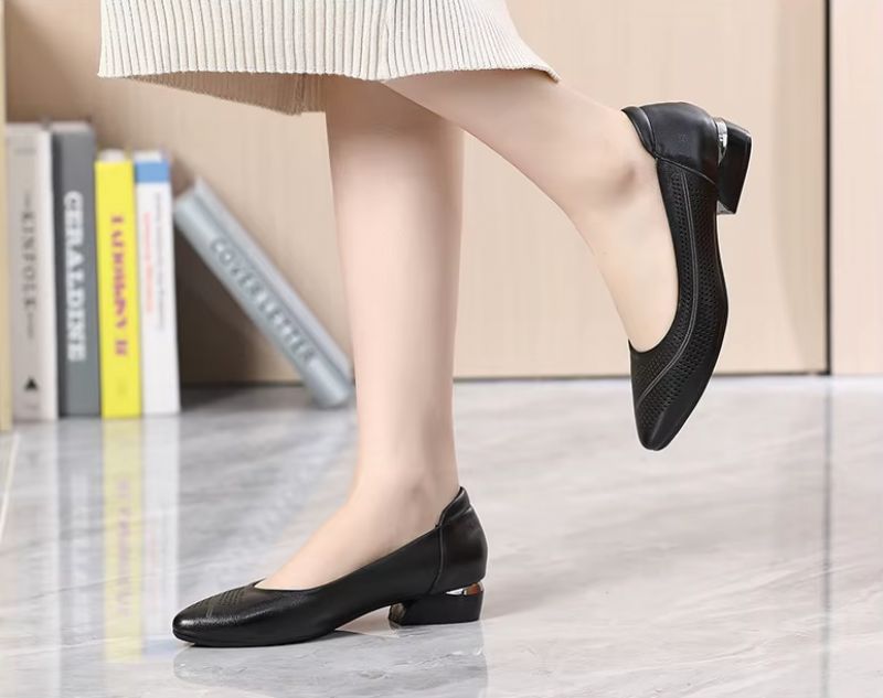 Maria Dames Lage Hak Dress Pump - Zwart