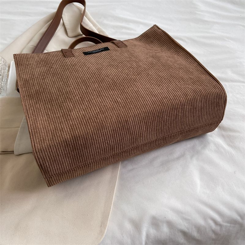 Martini Dames Grote Corduroy Schoudertas - Zwart