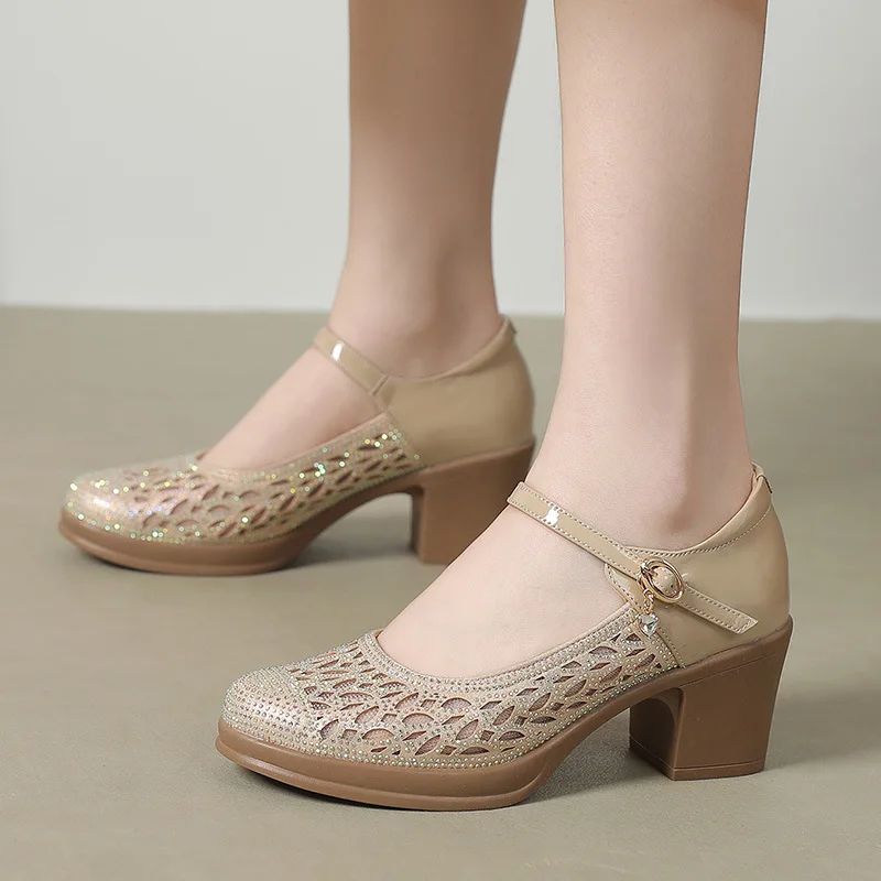 Miley Dames Hollow Leather Platform Pumps - Goud