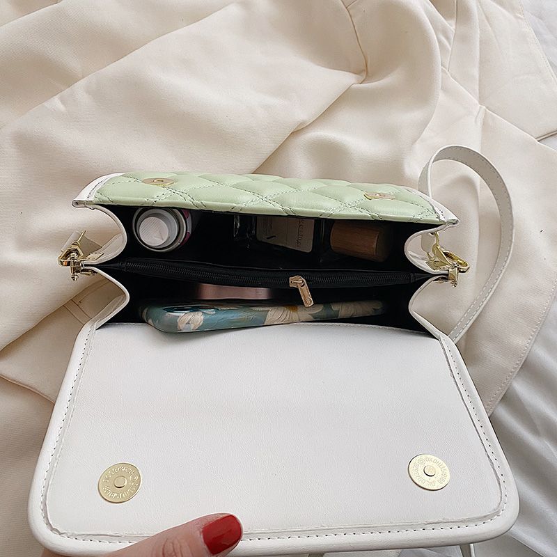 Monic Dames Kleine Gewatteerde Leren Handtas - Zwart