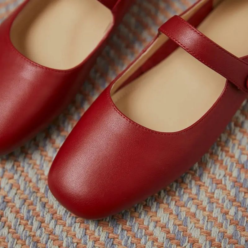 Nayi Dames Haak \u0026 Loop Loafer - Rood