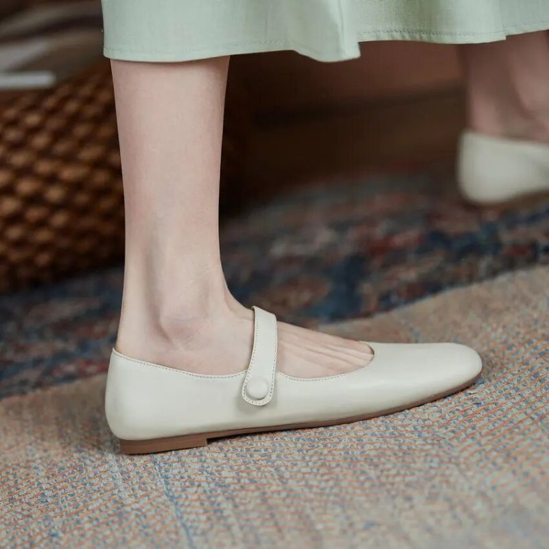 Nayi Dames Haak \u0026 Loop Loafer - Rood