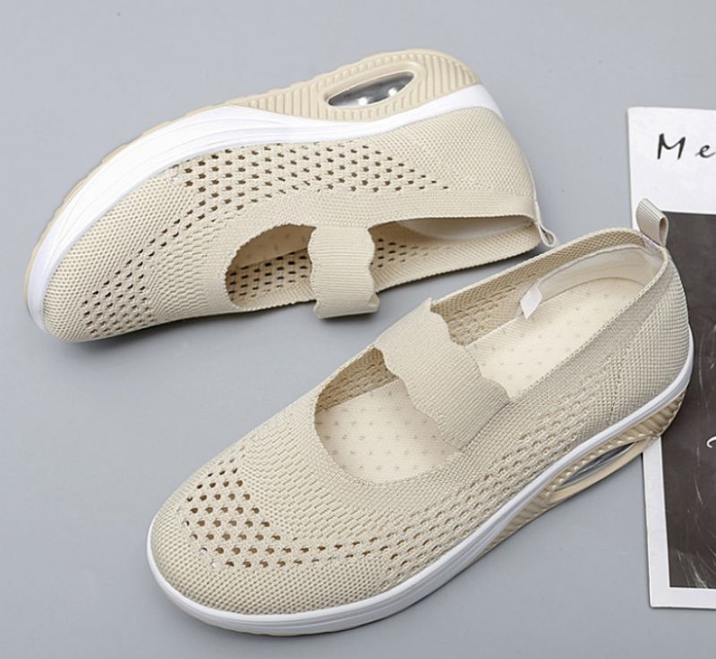 Ninoska Platform Slip-on Schoenen Voor Dames Zwarte - Zwart