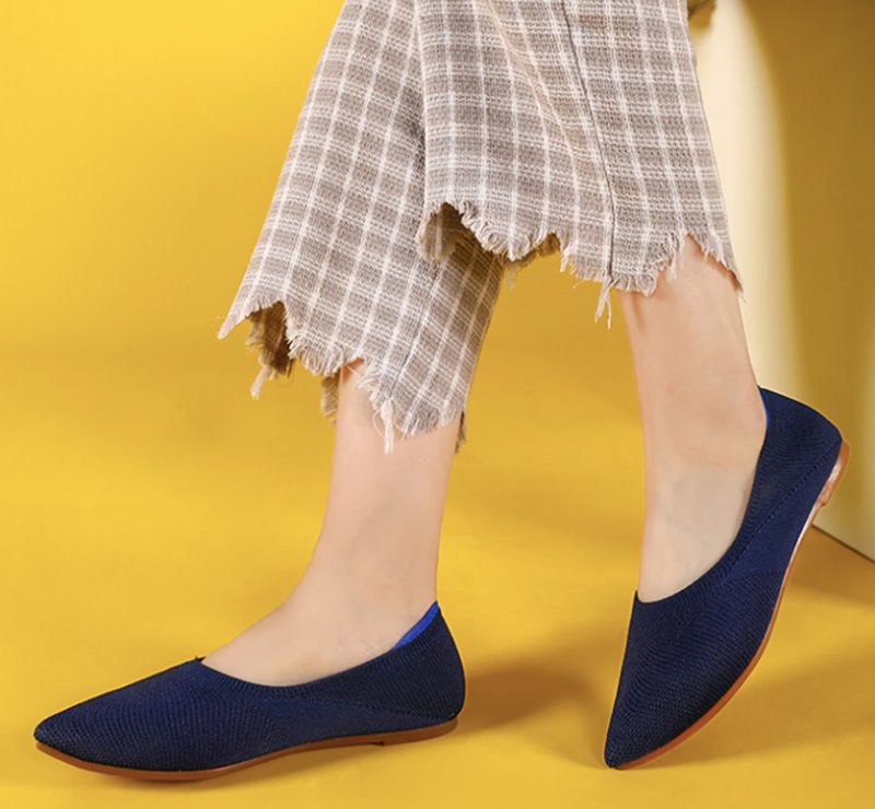 Ninsar Dames Platte Zwarte Schoenen - Zwart