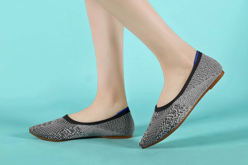 Ninsar Dames Platte Zwarte Schoenen - Zwart
