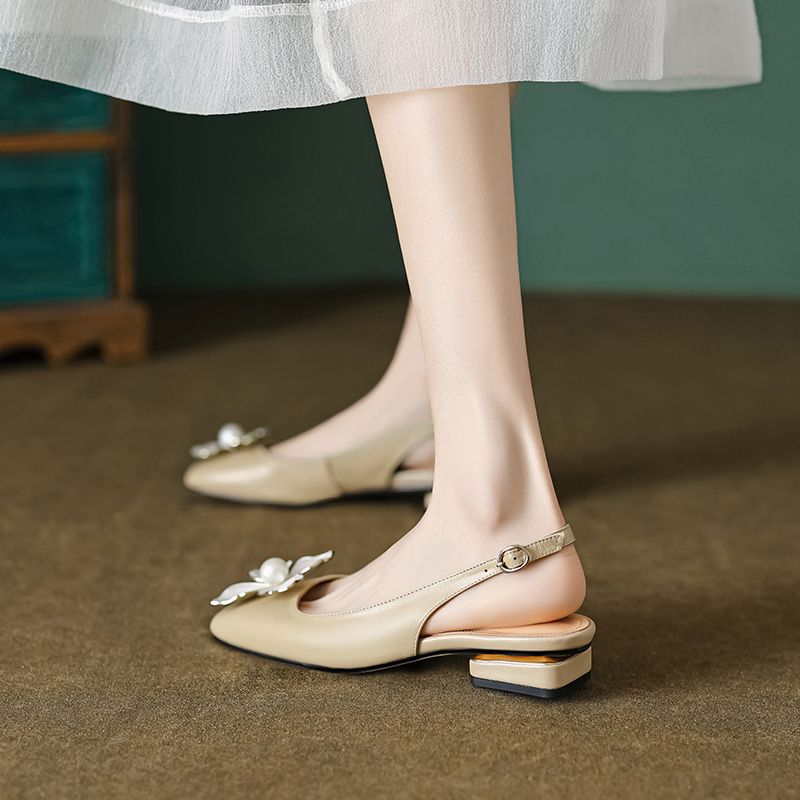 Oriana Dames Lage Hak Dress Sandalen - Beige