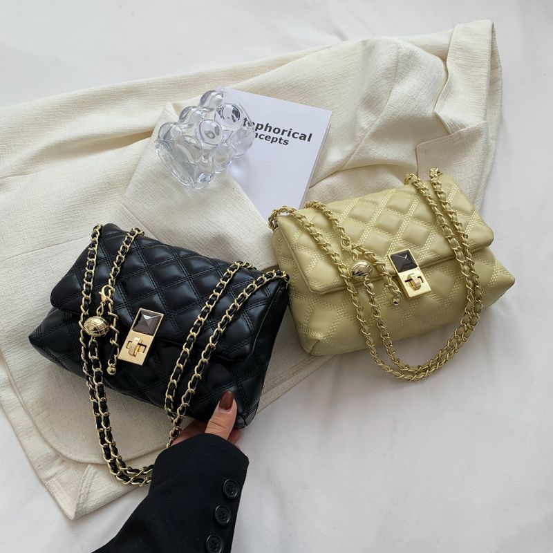 Patiño Dames Gewatteerde Leren Schouder Handtas - Zwart