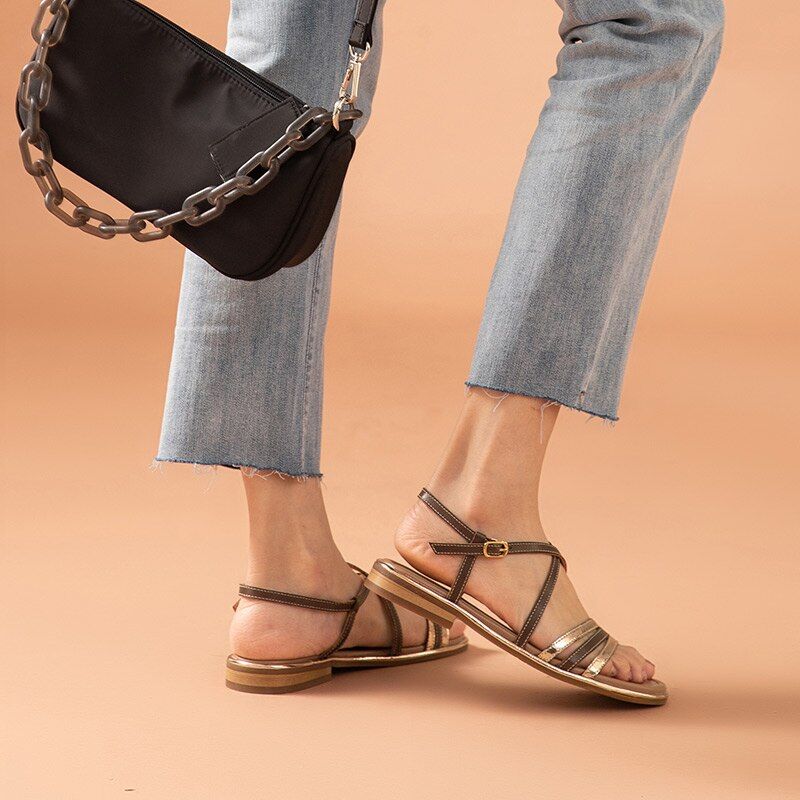 Polonia Leren Gladiator Platte Sandaal Voor Dames - Koffie
