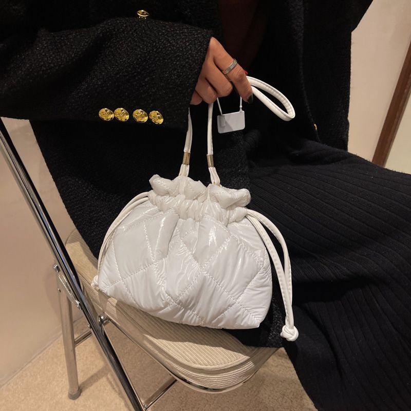 Puka Dames Kunstleren Schouder Handtas - Zwart