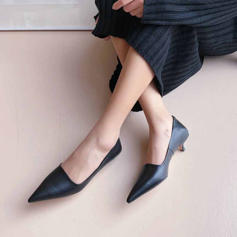 Rita Dames Klassieke Puntige Teen Pumps - Zwart