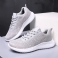 Grijs