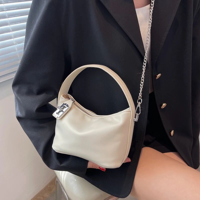 Rosio Dames Kleine Leren Handtas Met Ketting - Zwart