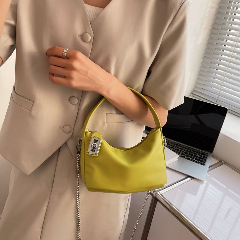 Rosio Dames Kleine Leren Handtas Met Ketting - Zwart