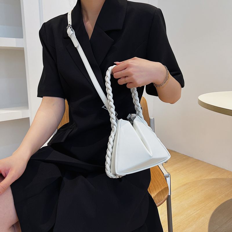 Rossi Dames Kleine Tas Met Touw Handvat - Zwart