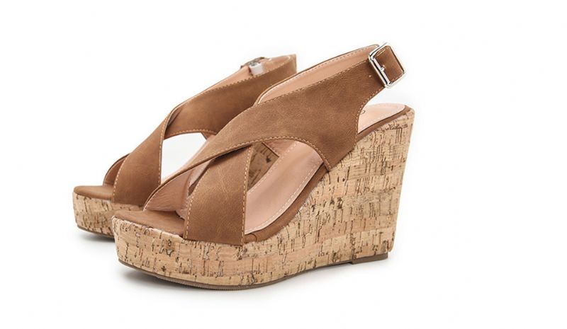 Rousey Wedges - Bruin