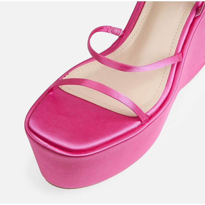 Ruby Leren Wig- En Platform Sandaal Voor Dames - Groen