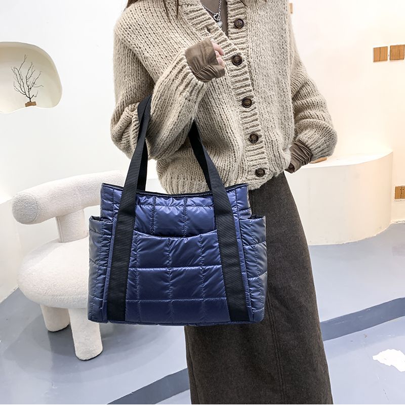 Silvana Dames Gewatteerde Canvas Handtas - Zwart