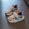 Grijs