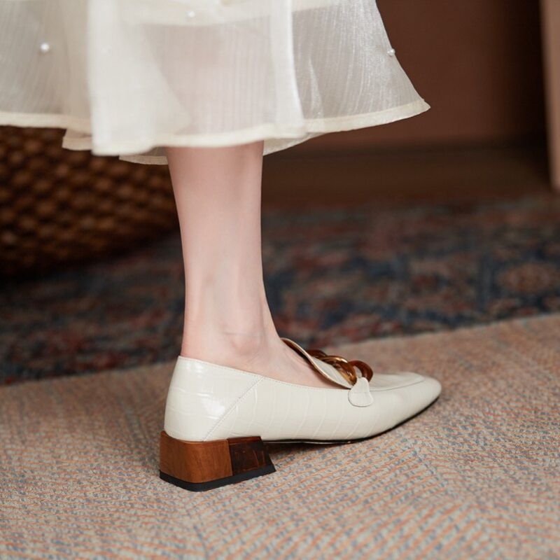 Susex Dames Chunky Hak Leren Loafer Schoenen - Beige