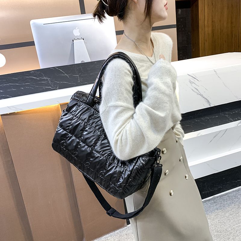 Torys Nylon Crossbody Handtas Voor Dames - Zwart