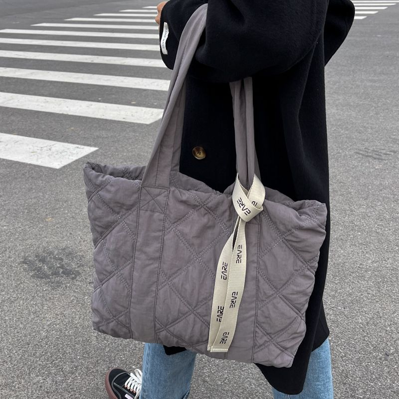 Trillo Dames Gewatteerde Nylon Handtas - Grijs
