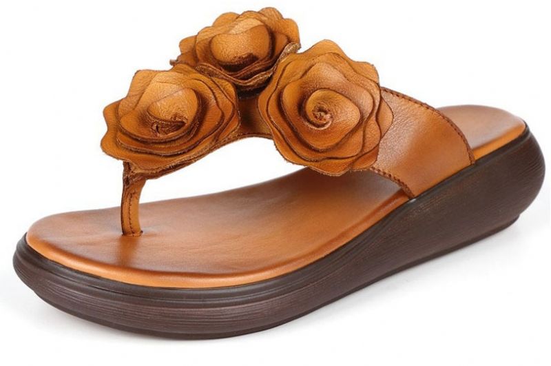 Trina Dames Platte Wedge Sandaal - Bruin