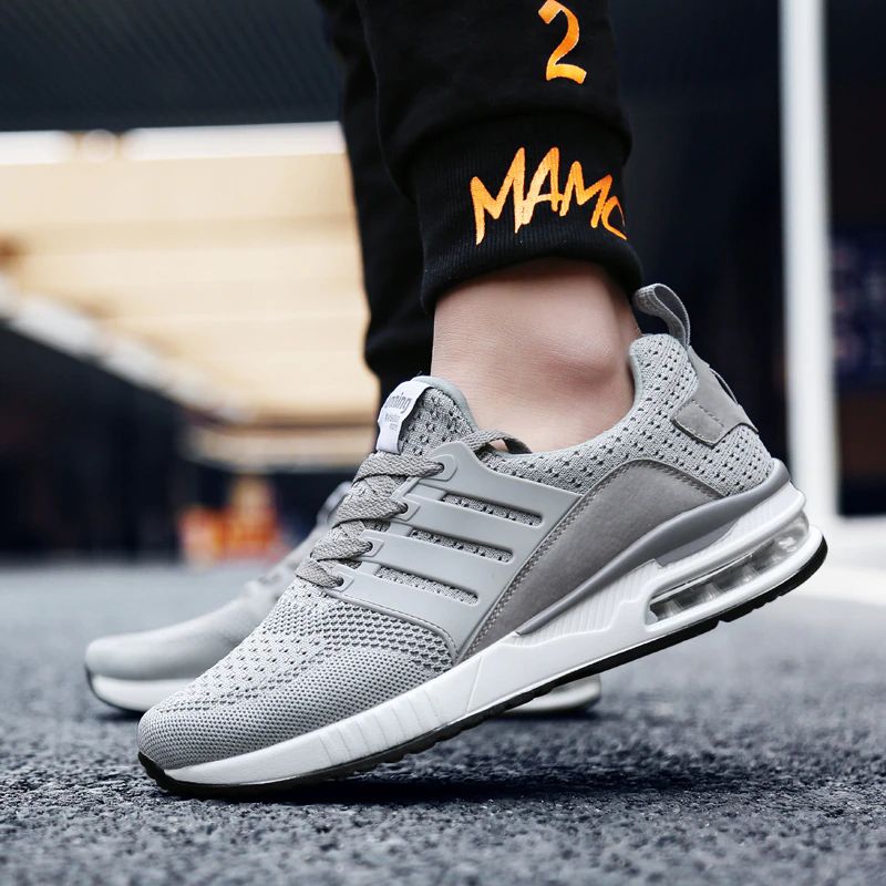 Trivial Unisex Ademende Sneaker - Zwart