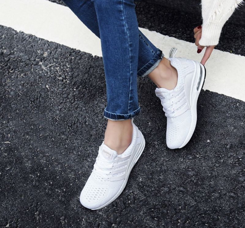 Trivial Unisex Ademende Sneaker - Zwart
